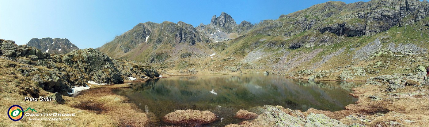 44 Lago di Ponteranica sup. con da sx Triomen-Tribortoi-Valletto-Ponteranica.jpg